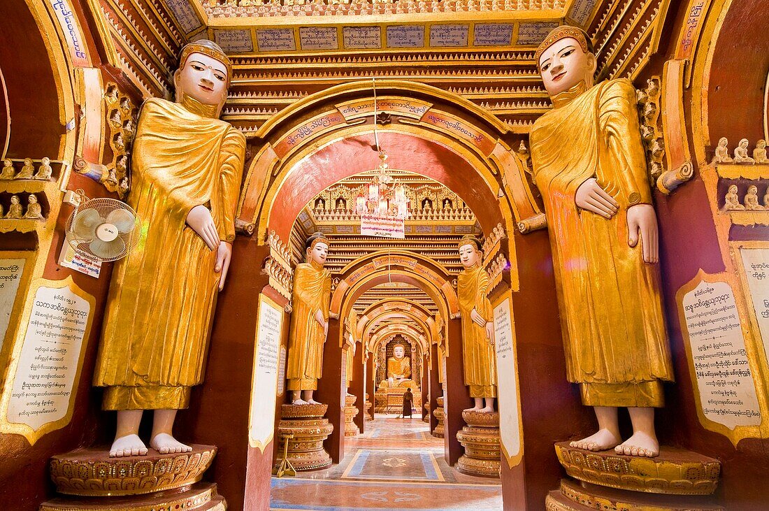 Myanmar (Burma), Sagaing State, Monywa, Thanboddhay Pagoda, built between 1939 and 1952 by Sayadaw Moehnyin (supreme teacher, superior of the monastery), it is said that this pagoda shelters 7350 relics and sacred objects plus  582 357 Buddha sculptures