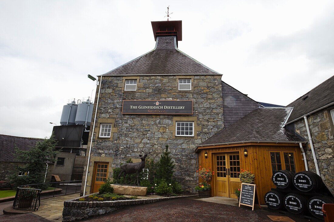 Scotland,Speyside,Dufftown,Glenfiddich Whiskey Distillery
