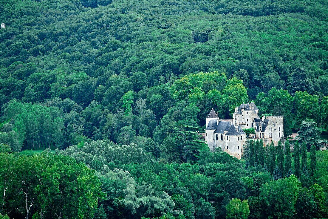 Castle of Feyrac viewed from Beynac Castle, Dordogne, Aquitaine, France