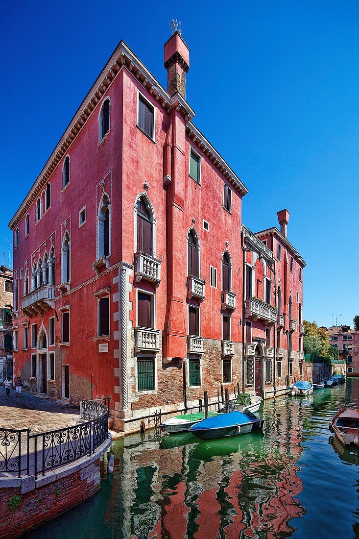 Palazzo on Selizada Seriman, Cannaregio, Venice, Italy