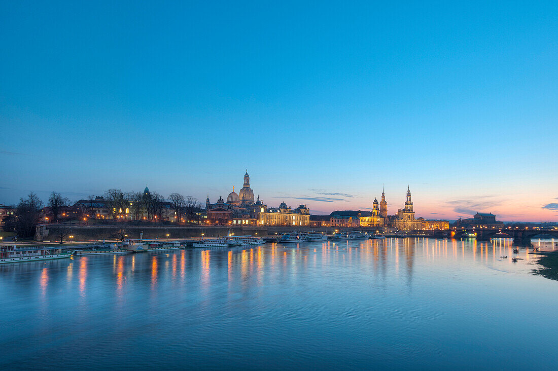 Elbe river with Frauenkirche, Dresden Castle and Hofkirche at sunset, Dresden, Saxony, Germany, Europe