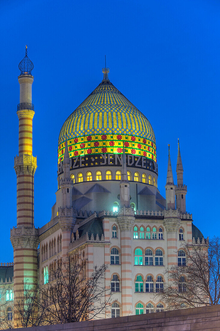 Former tobacco factory Yenidze in the evening, Dresden, Saxony, Germany, Europe