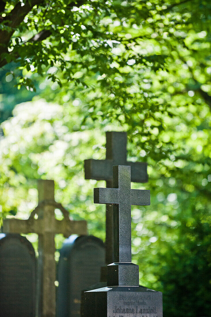 Kreuz auf dem Alten Südfriedhof, München, Bayern, Oberbayern, Deutschland
