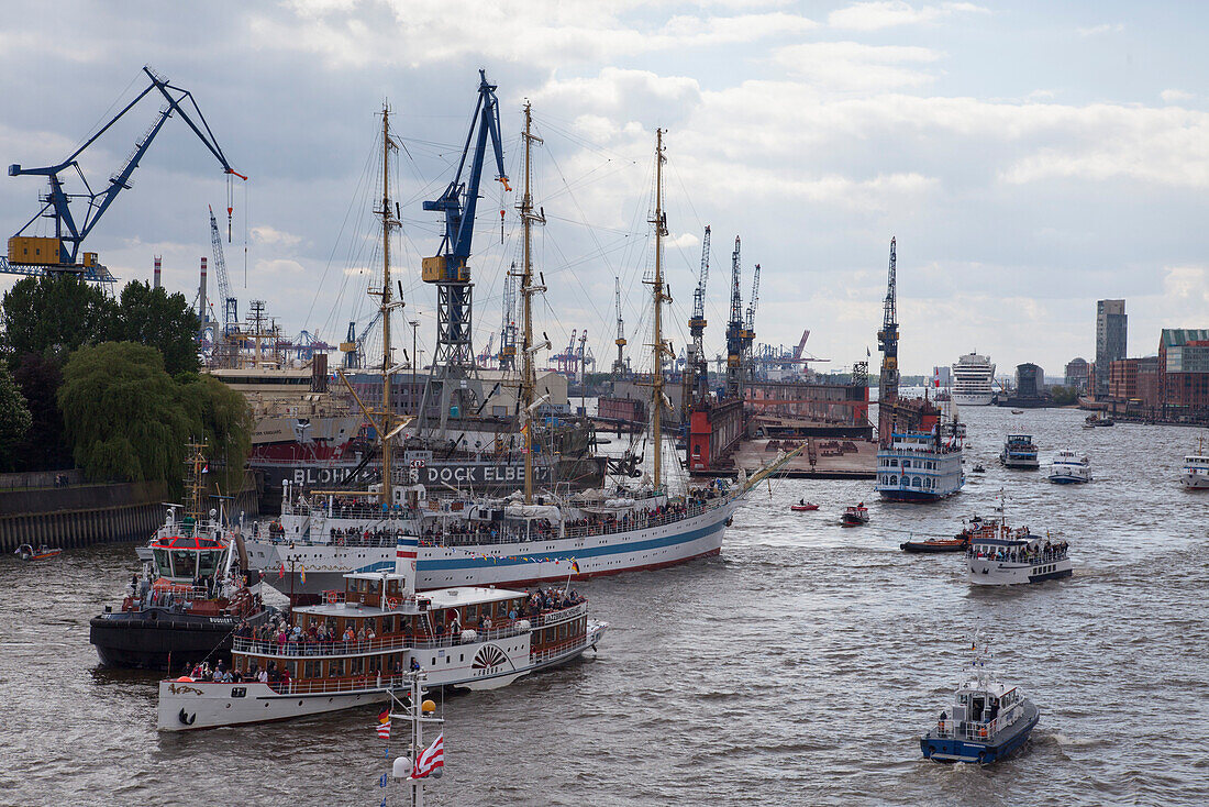 Windjammer tall sailing ship Krusenstern with other ships and boats on Elbe river as part of Hamburg harbour birthday celebrations, Hamburg, Germany, Europe