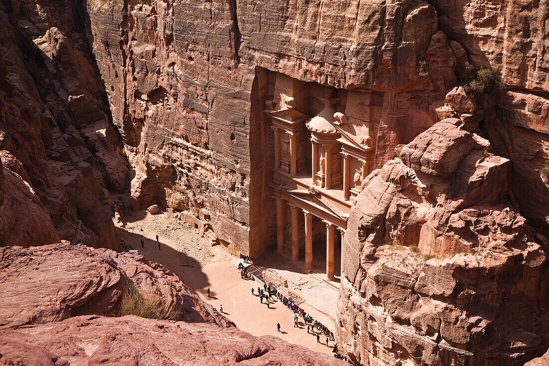 Jordan, Petra-Wadi Musa, Ancient Nabatean City of Petra, elevated view of the Treasury, A-Khazneh from the Al-Khubta Trail