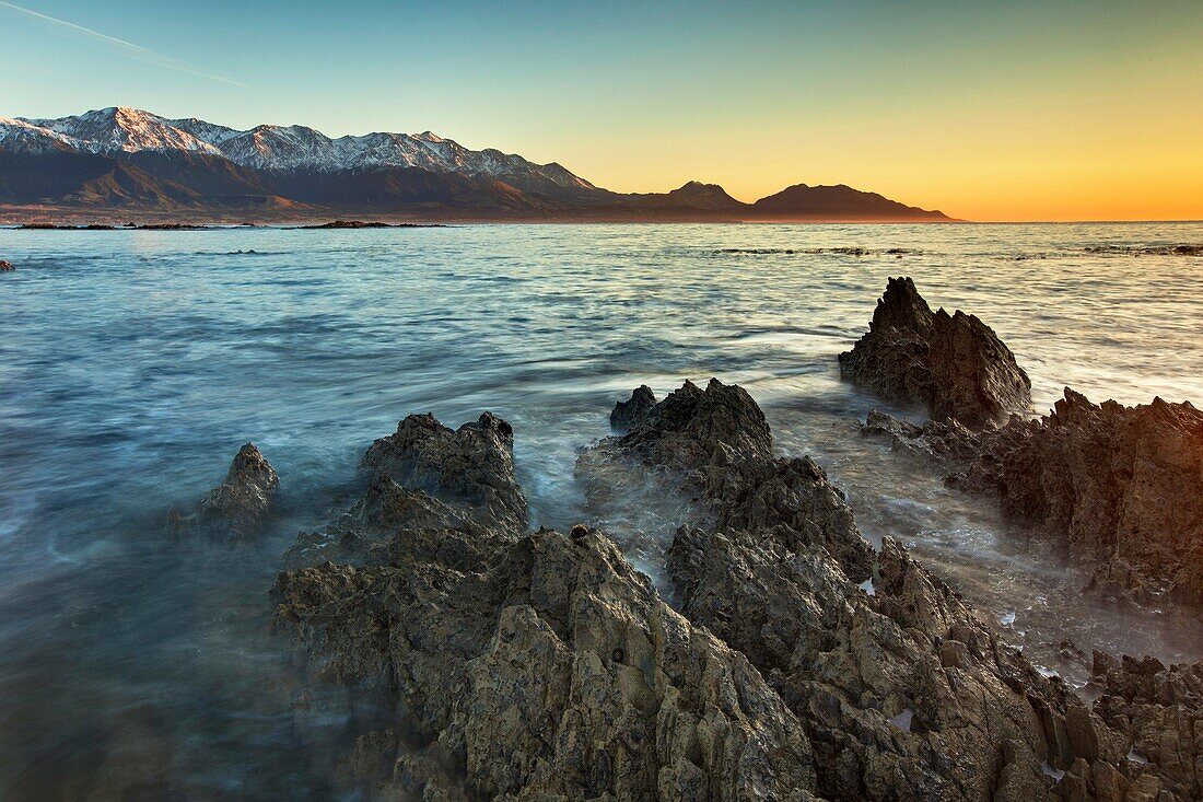 Dawn on Seaward kaikoura Mountains, , Kaikoura, North Canterbury