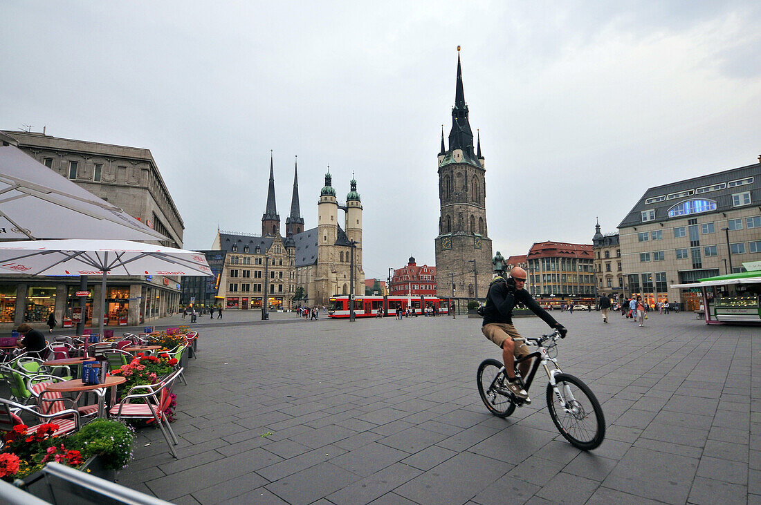 Marktkirche mit Rotem Turm am Markt, Halle an der Saale, Sachsen-Anhalt, Deutschland, Europa