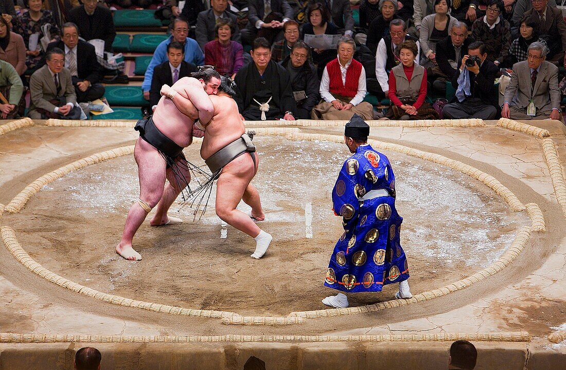 Sumo tournament in Ryogoku kokugikan stadium,Tokyo city, Japan