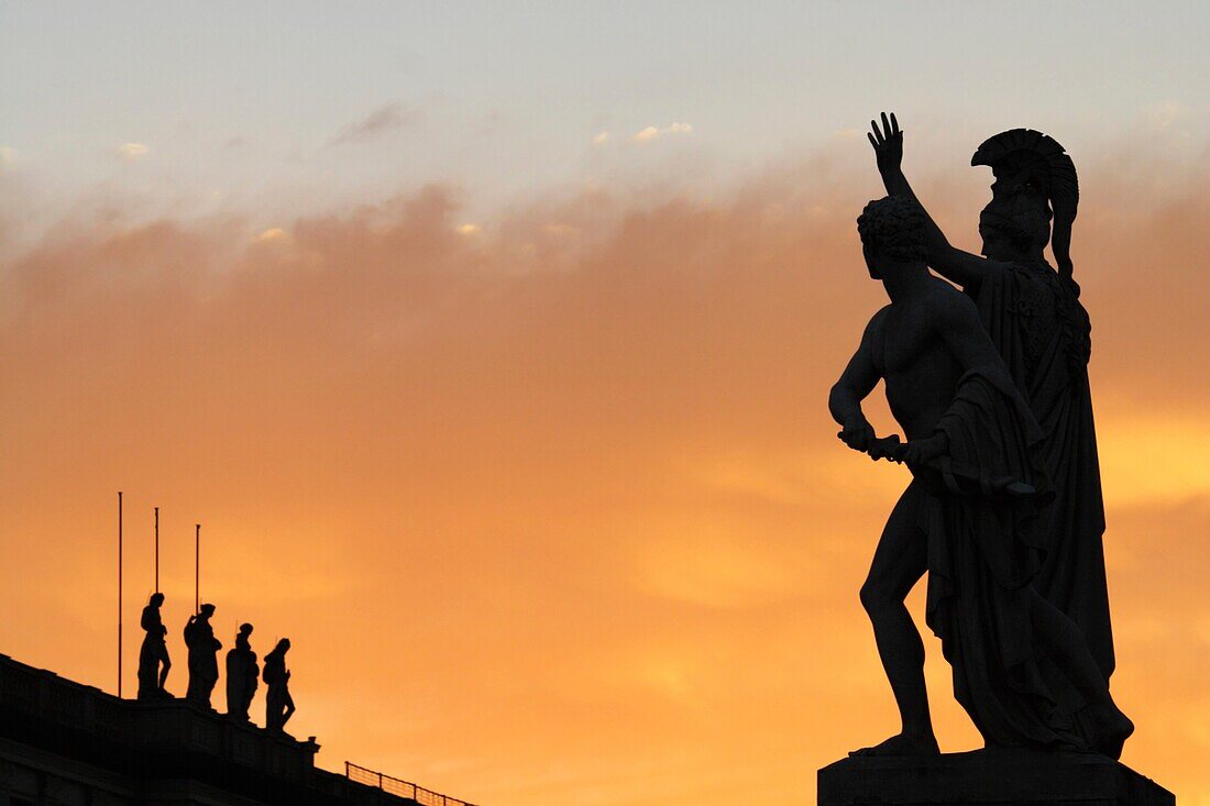 The Unter Den Linden statues by sunset, Berlin, Germany