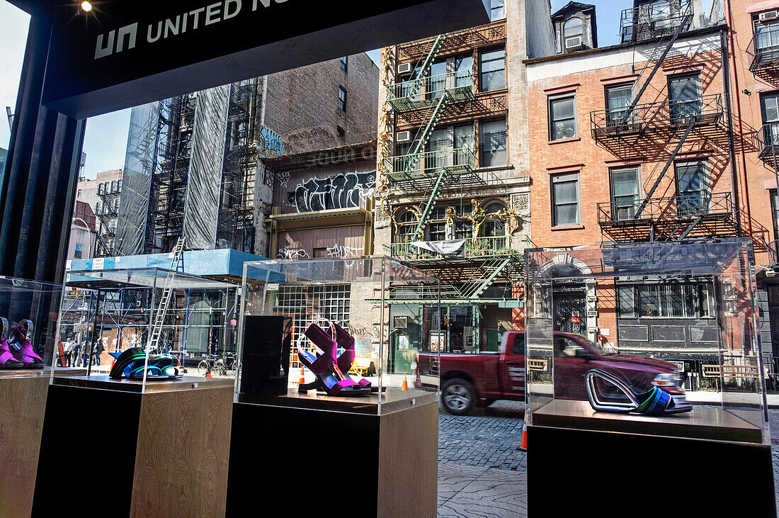 United Nude Shop gegenüber Gene Frankel Theater, Bond Street, New York City, New York, USA