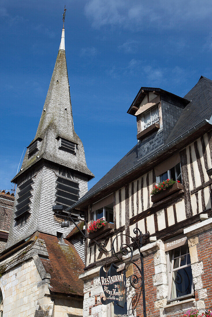 Restaurant du Vieux Honfleur and church, Honfleur, Calvados, Basse-Normandy, France