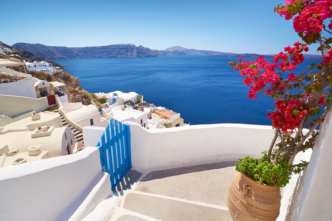 Oia village, Santorini Island, Cyclades, Greece