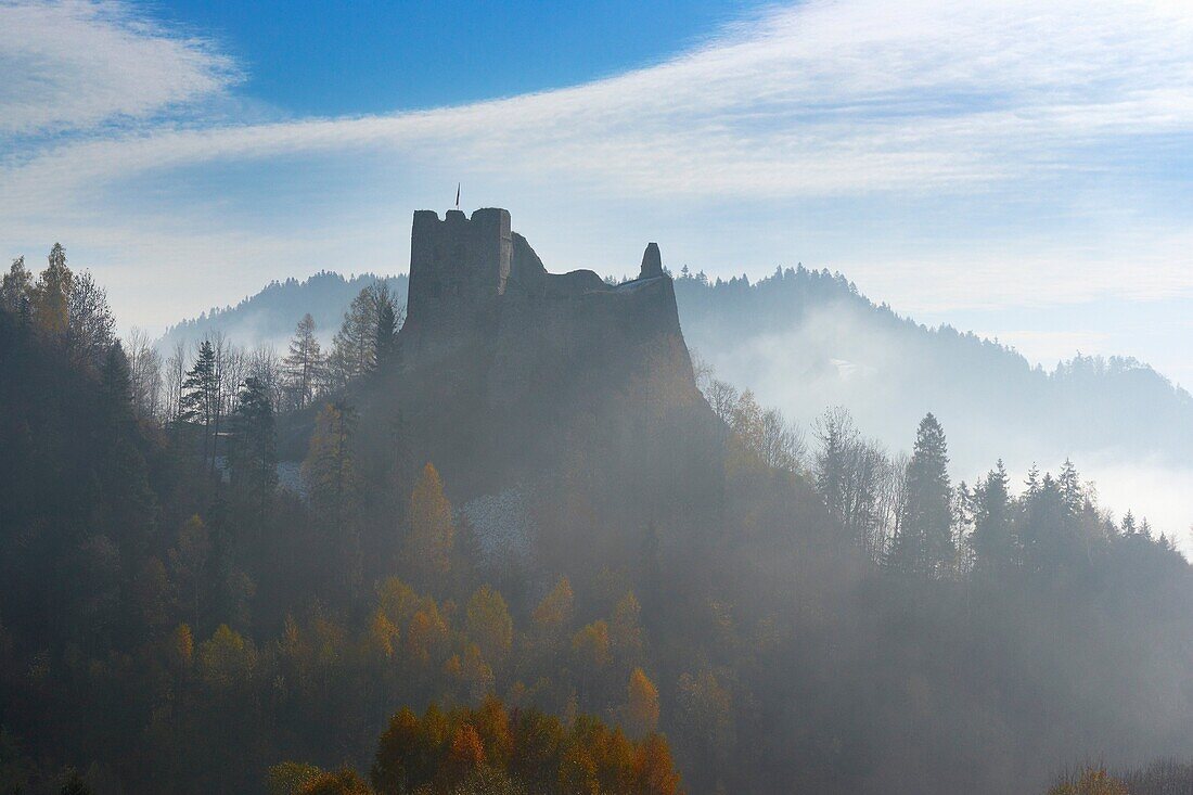 Czorsztyn Castle, Pieniny National Park, Poland, Europe