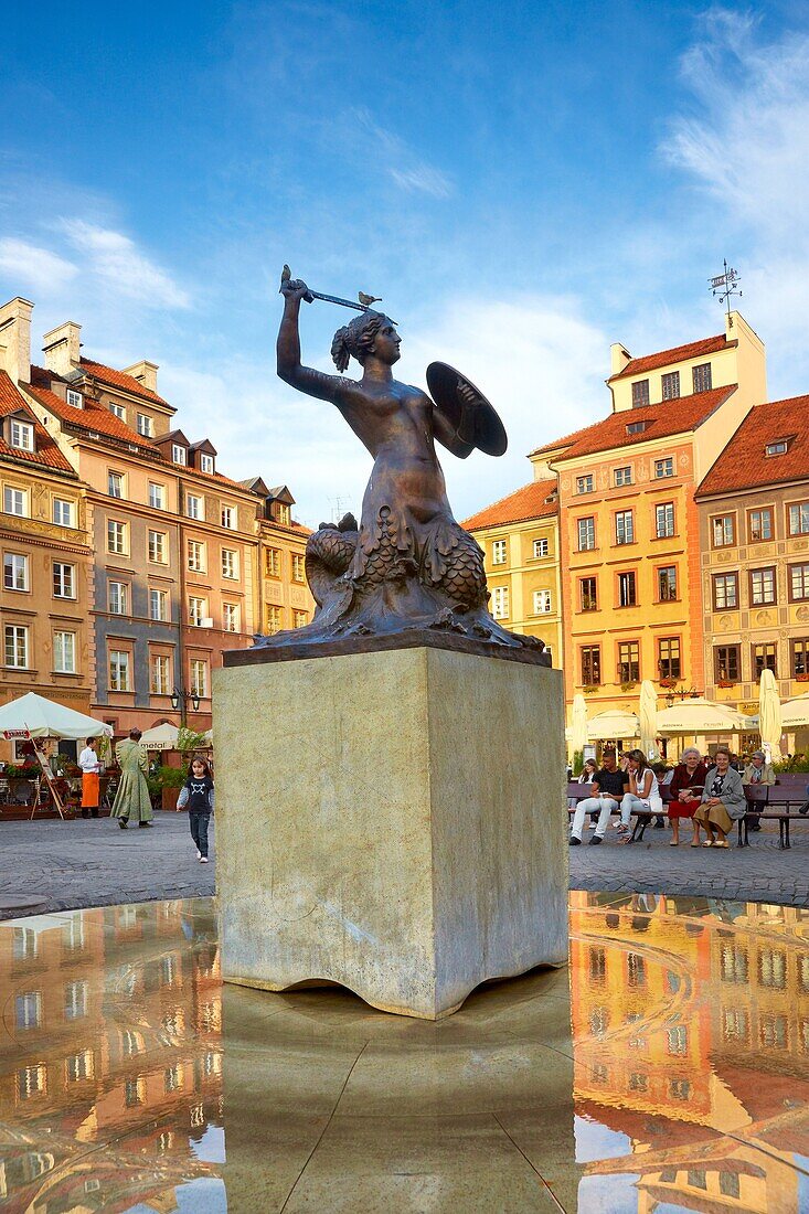 The Mermaid on the Old Market Square, Warsaw, Poland, Europe