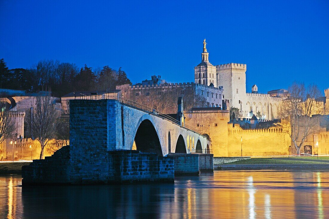 France, Vaucluse, Avignon, Pont Saint Benezet over Rhone River