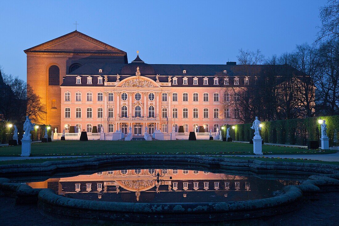 Palace of Trier and Constantin basilica at night, Trier, Germany