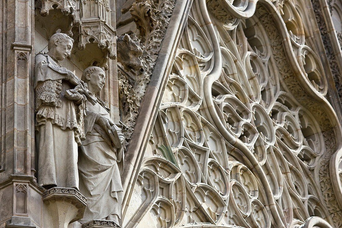 Detail of the sculptures of the main entrance of the neo-Gothic Cathedral of Barcelona - Catalonia - Catalonia - Cataluña - Spain