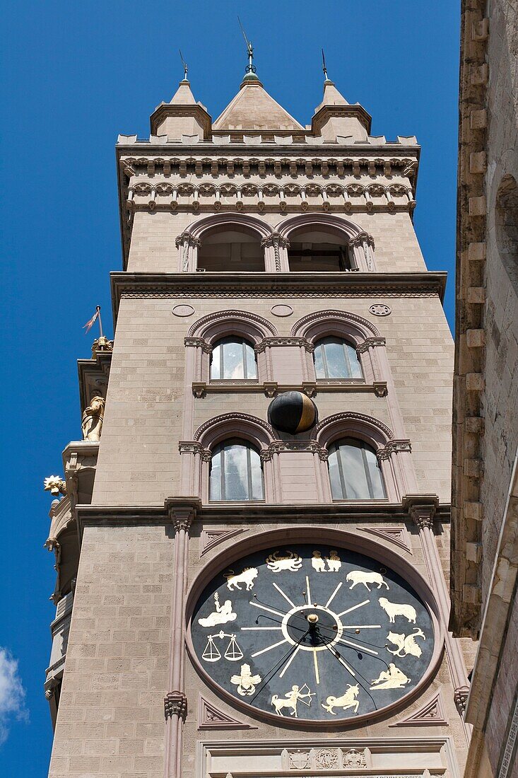 Clock tower, Messina Cathedral, Piazza Del Duomo, Messina, Sicily, Italy