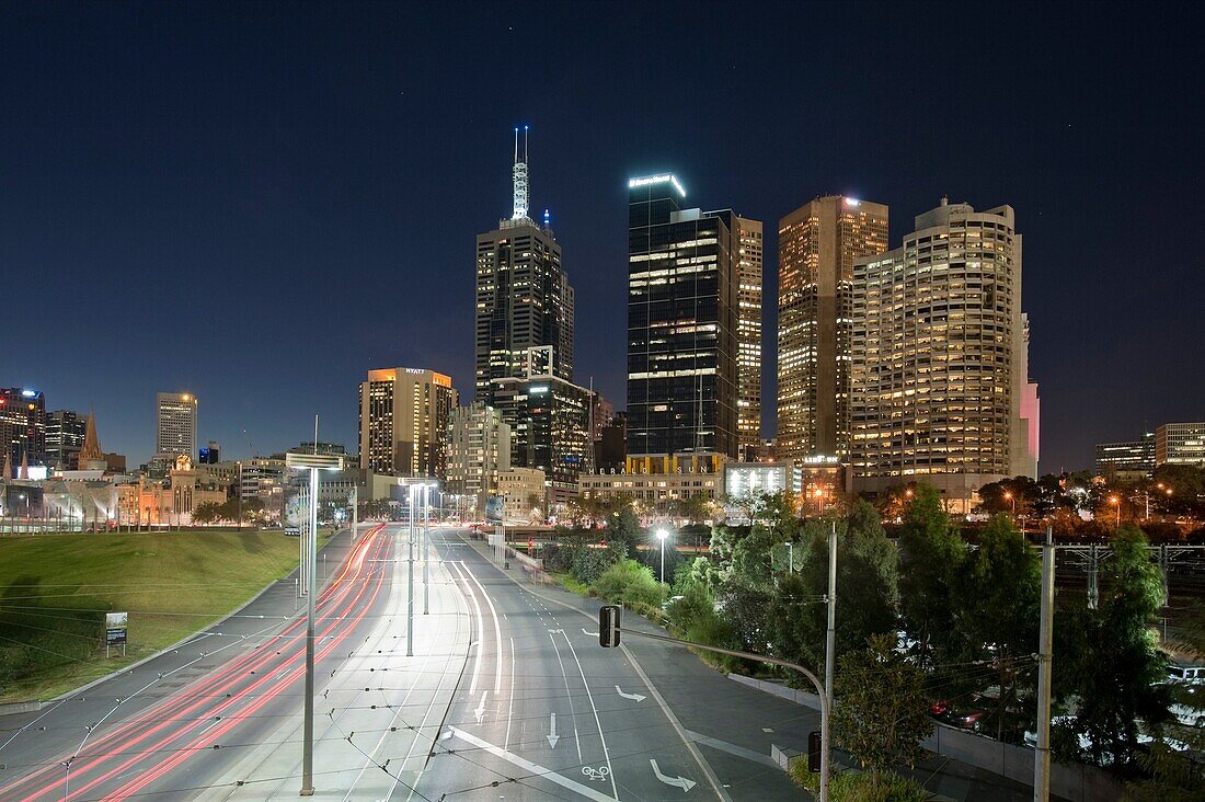 Melbourne City by night