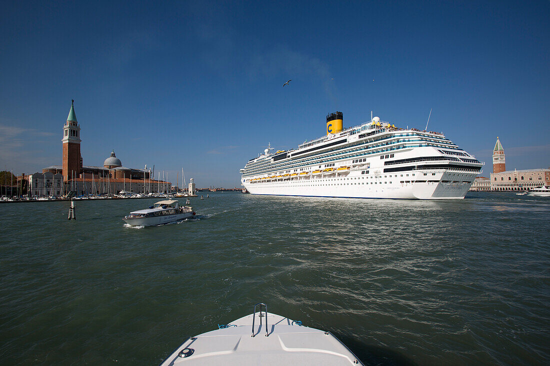 Cruise ship Costa Favolosa in Bacino di San Marco with Isola di San Giorgio Maggiore island (left) and Campanile tower (right), Venice, Veneto, Italy, Europe