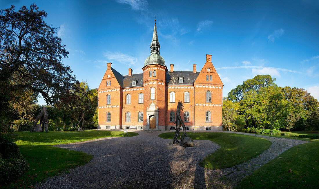 View of Skovsgaard castle, Hennetved, Island of Langeland, Denmark, Europe