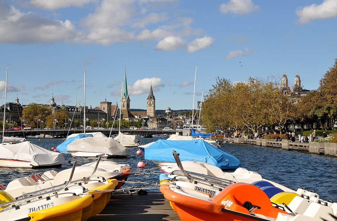 Blick vom Utoquai auf die Stadt, Zürich, Schweiz, Europa