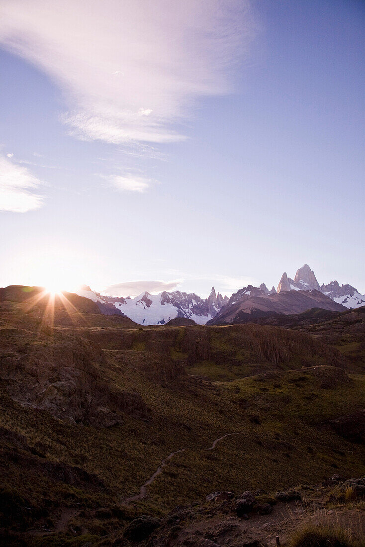 Sonnenuntergang über Fitz Roy und Cerro Torre, El Chalten, Patagonien, Argentinien