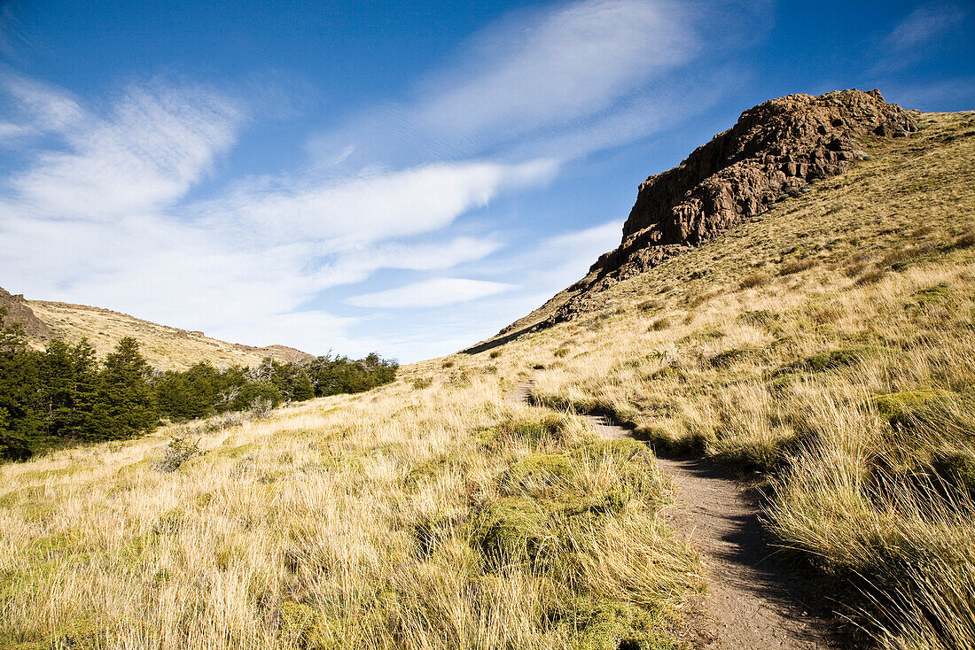 Hiking trail in highlands, Mirador de los Condores, El Chalten, Patagonia, Argentina