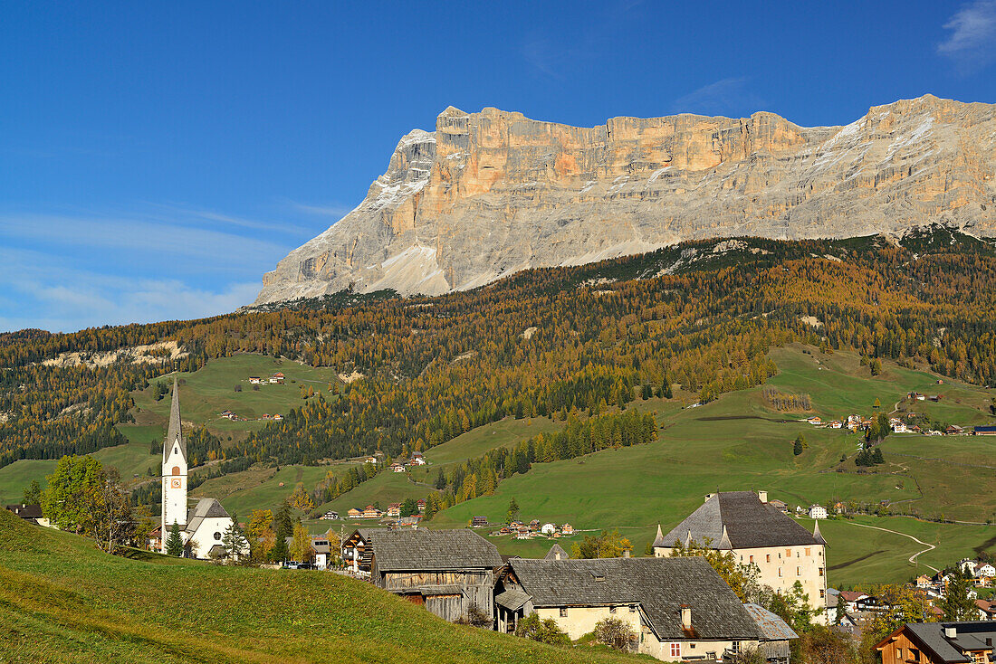 La Villa, Stern in front of Heiligkreuzkofel, valley Val Badia, Dolomites, UNESCO World Heritage Site Dolomites, South Tyrol, Italy