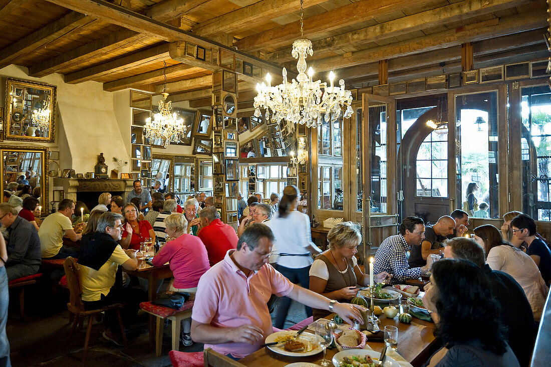 People at a Strausse, traditional small restaurant, Markgraeflerland, Black Forest, Baden-Wuerttemberg, Germany, Europe