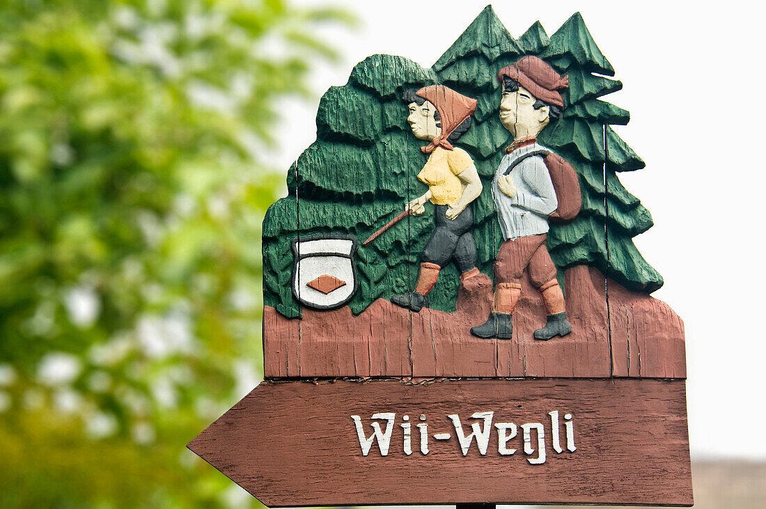 Wii-Wegli Wanderschild, Efringen-Kirchen, Markgräflerland, Schwarzwald, Baden-Württemberg, Deutschland, Europa