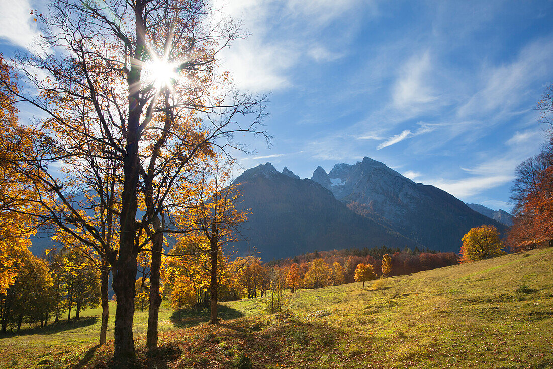 Autumnal landscape near Ramsau, view onto Hochkalter, Berchtesgaden region, Berchtesgaden National Park, Upper Bavaria, Germany, Europe