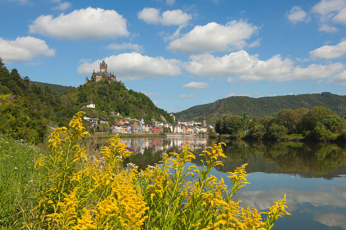 Reichsburg near Cochem, Mosel river, Rhineland-Palatinate, Germany