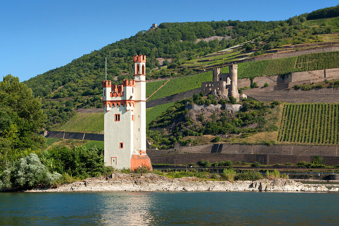 Mouse Tower and Ehrenfels castle,  Unesco World Cultural Heritage, near Bingen, Rhine river, Rhineland-Palatinate, Germany