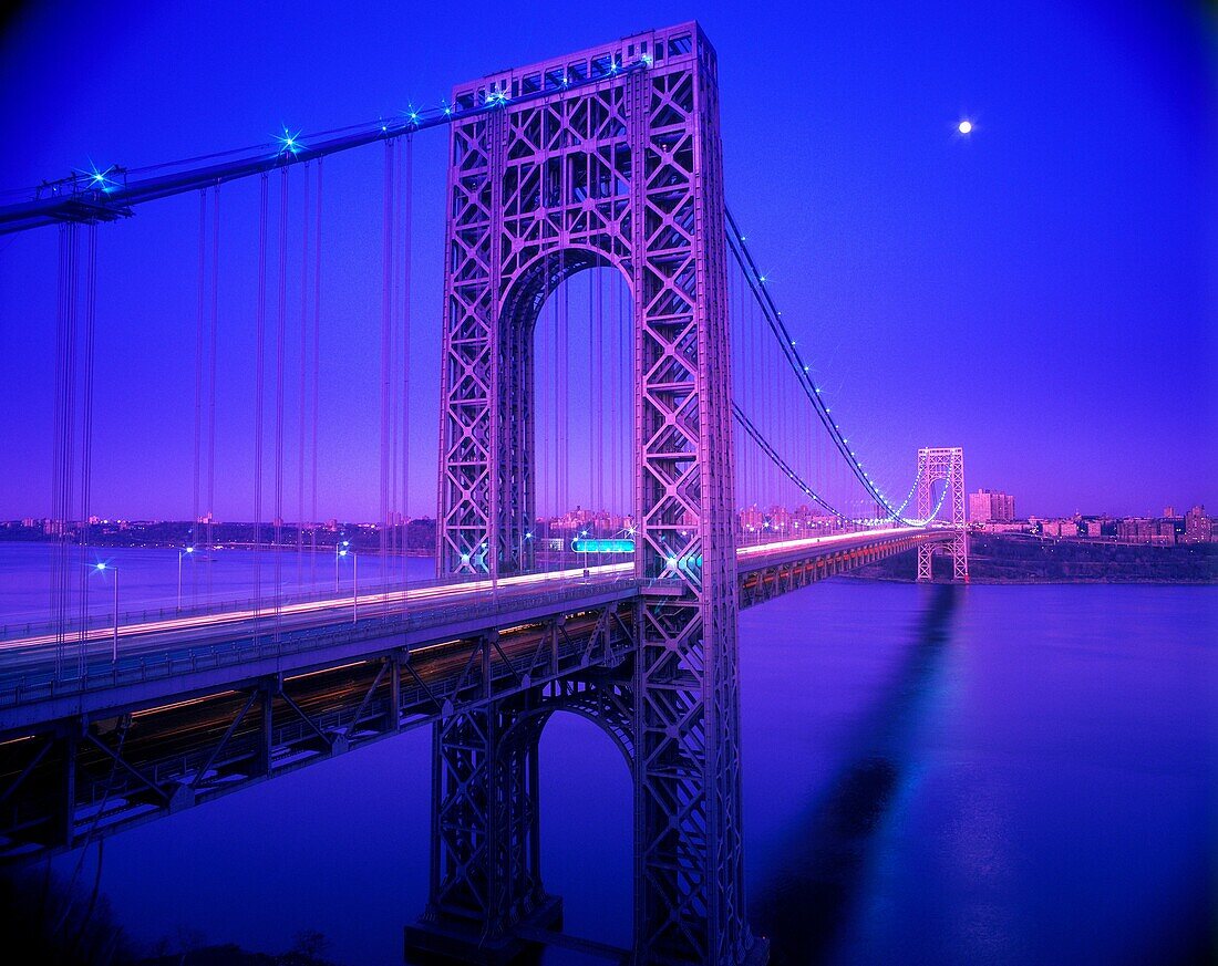 GEORGE WASHINGTON BRIDGE MANHATTAN NEW YORK CITY USA