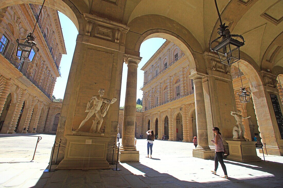 Italy, Tuscany, Florence, Pitti Palace, the court