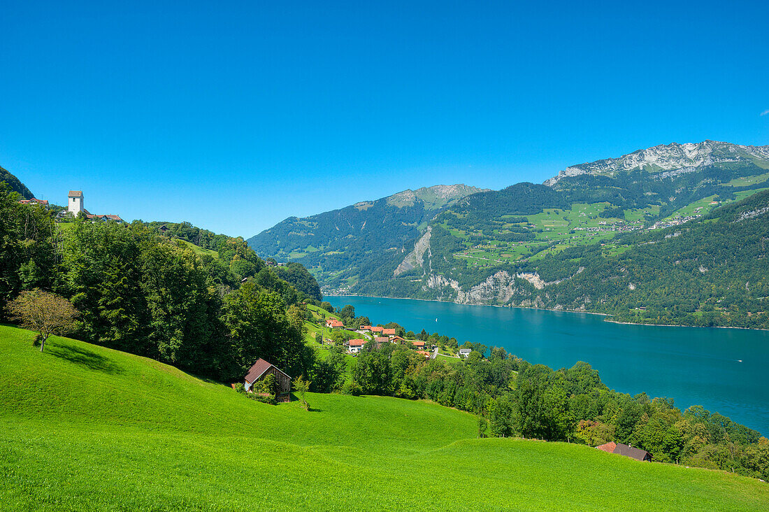 Blick auf Walensee, Amden und Mattstock, St. Gallen, Schweiz, Europa