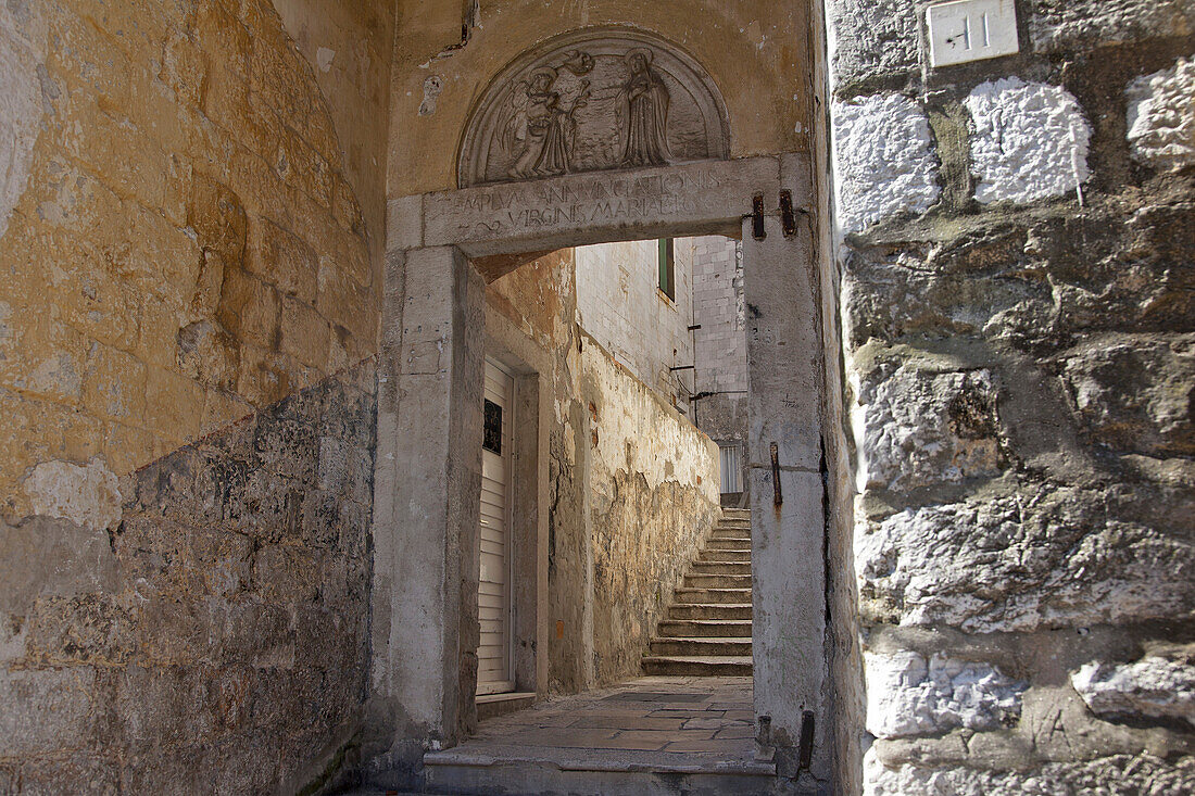 Alley And Stairway In The Old Fortified Town, Dubrovnik, Dalmatian Coast, Croatia, Europe