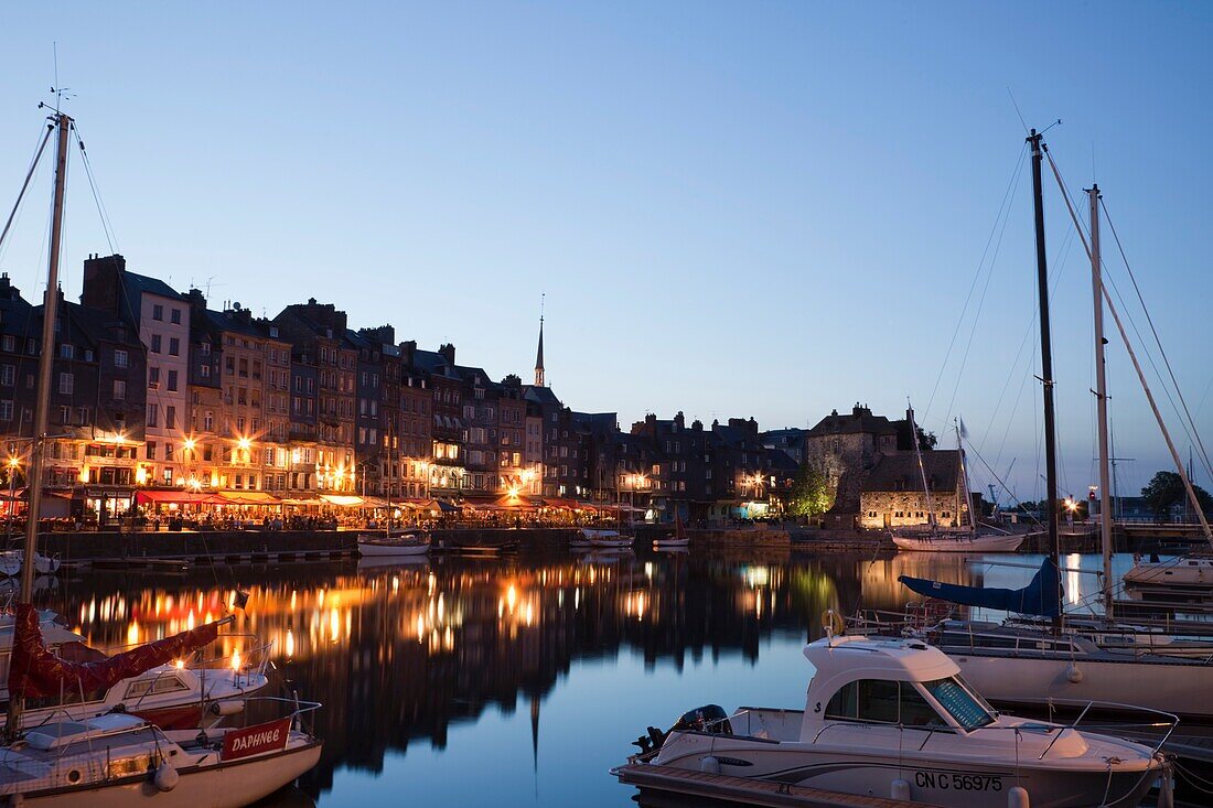 France,Normandy,Honfleur,Restaurants and Outdoor Cafes