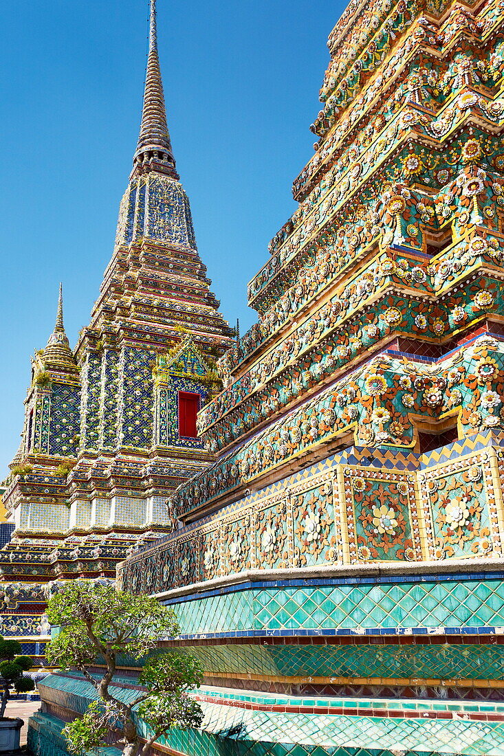 Thailand, Bangkok, Wat Phra Kaeo Temple, Grand Palace, decorative details