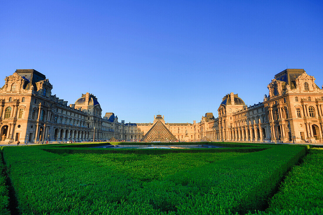 France, Europe, travel, Paris, City, Louvre, Museum, Pyramid, arch, architecture, art, artistic, monument, monumental, skyline. France, Europe, travel, Paris, City, Louvre, Museum, Pyramid, arch, architecture, art, artistic, monument, monumental, skyline