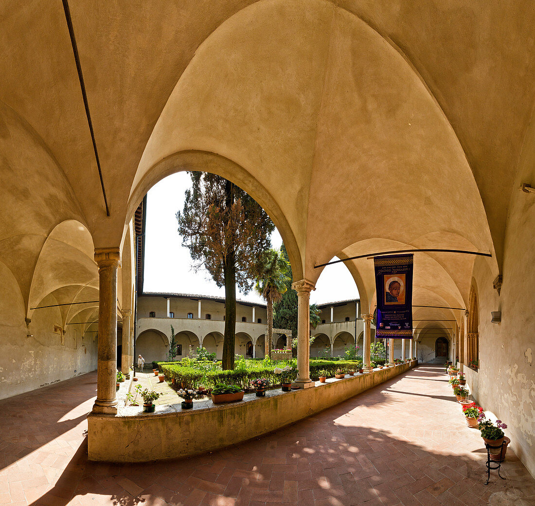 San Gimignano, Italy, Europe, Tuscany, Toscana, cloister, cloister, cloister, San Agostino,. San Gimignano, Italy, Europe, Tuscany, Toscana, cloister, cloister, cloister, San Agostino