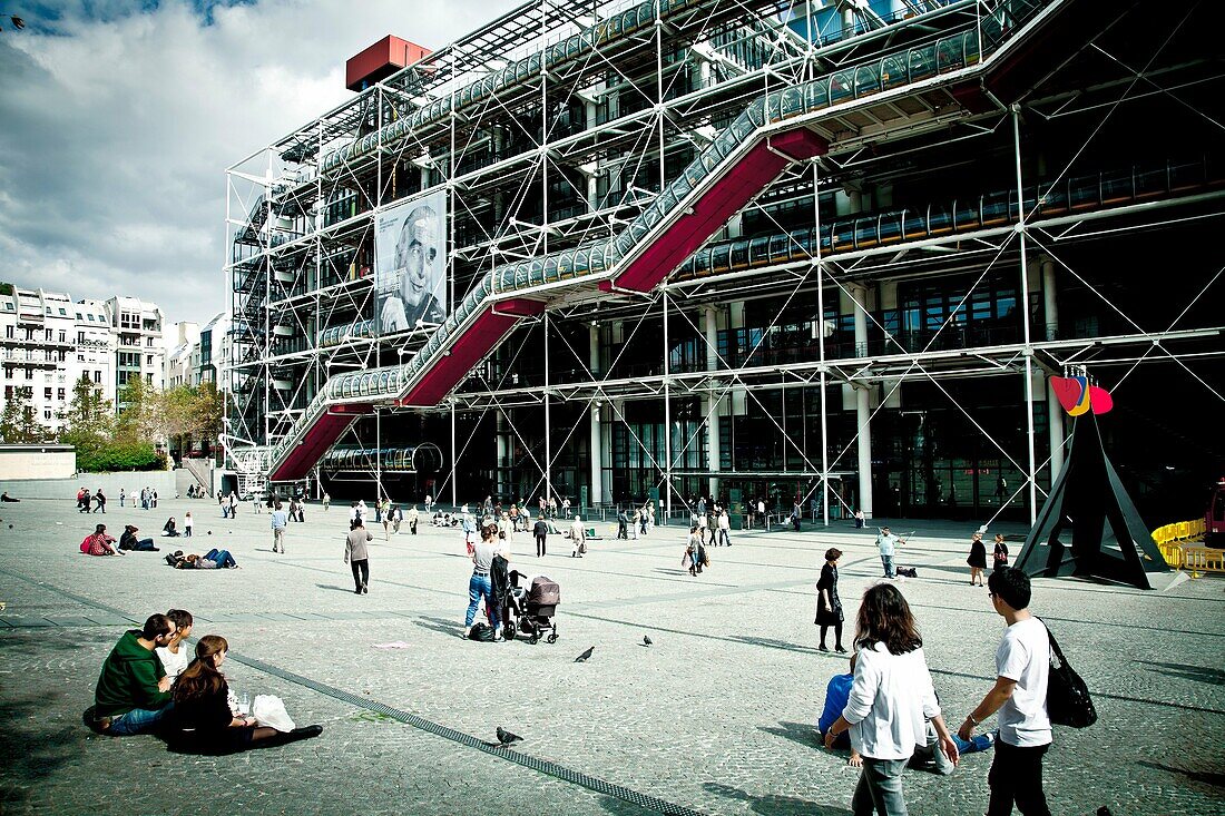 Centre George Pompidou, Beaubourg, Paris, Ile de France, France, Europe
