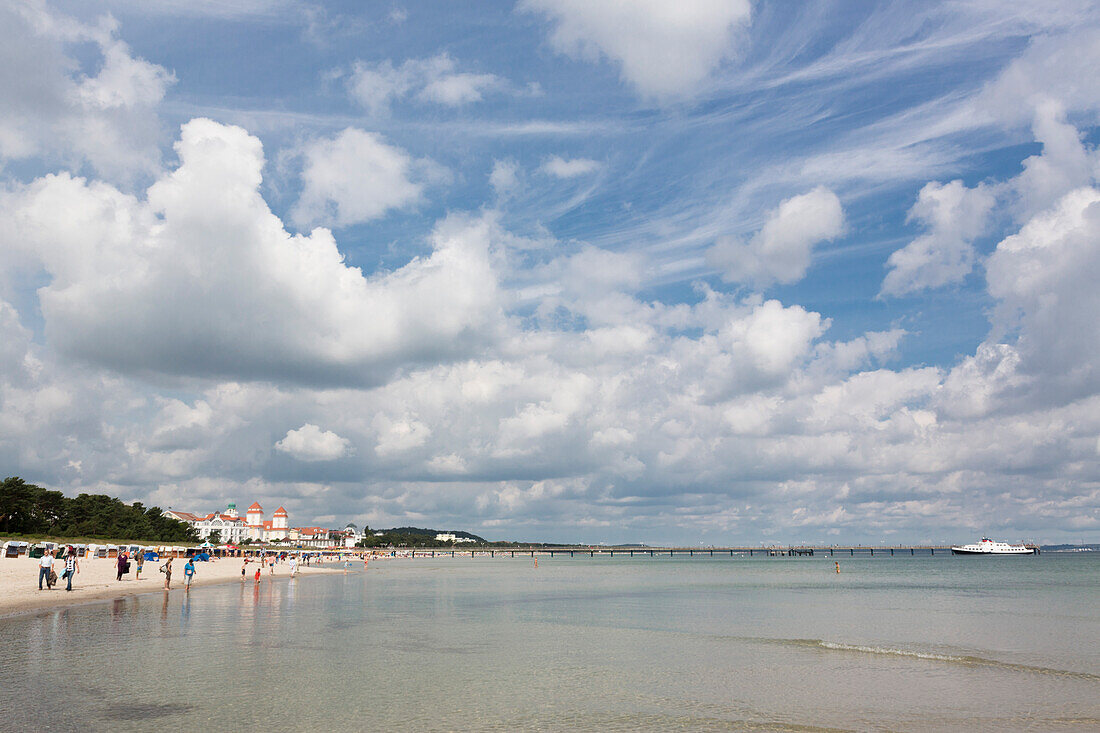 Summer holiday on Ruegen, Ruegen, Mecklenburg-West Pomerania, Germany