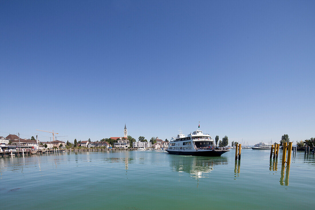 Blick auf den Hafen und Romanshorn, Romanshorn, Bodensee, Baden-Württemberg, Deutschland