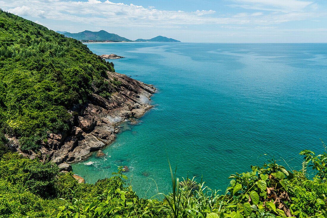 Malerische Bucht am Wolkenpass, Hai-Van, in der Nähe von Hue, Vietnam, Asien
