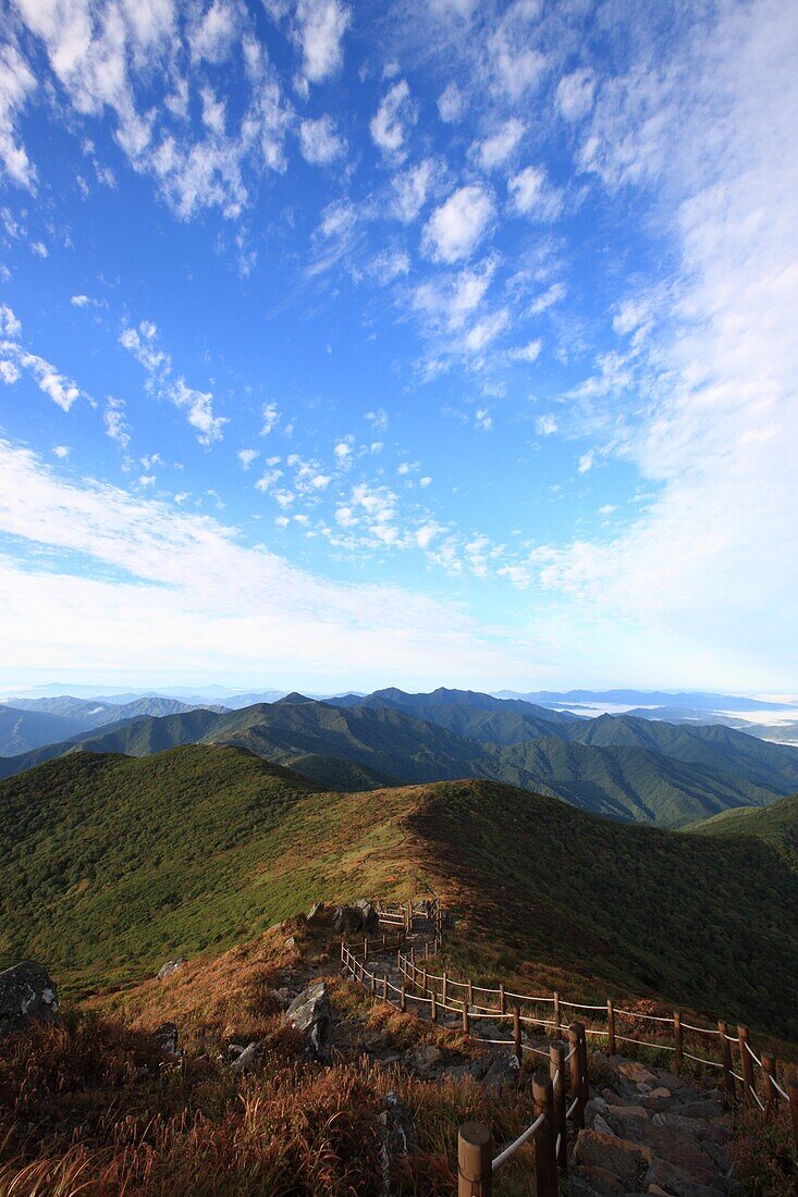 Deogyu Mountain National Park, deokyupyeongjeon