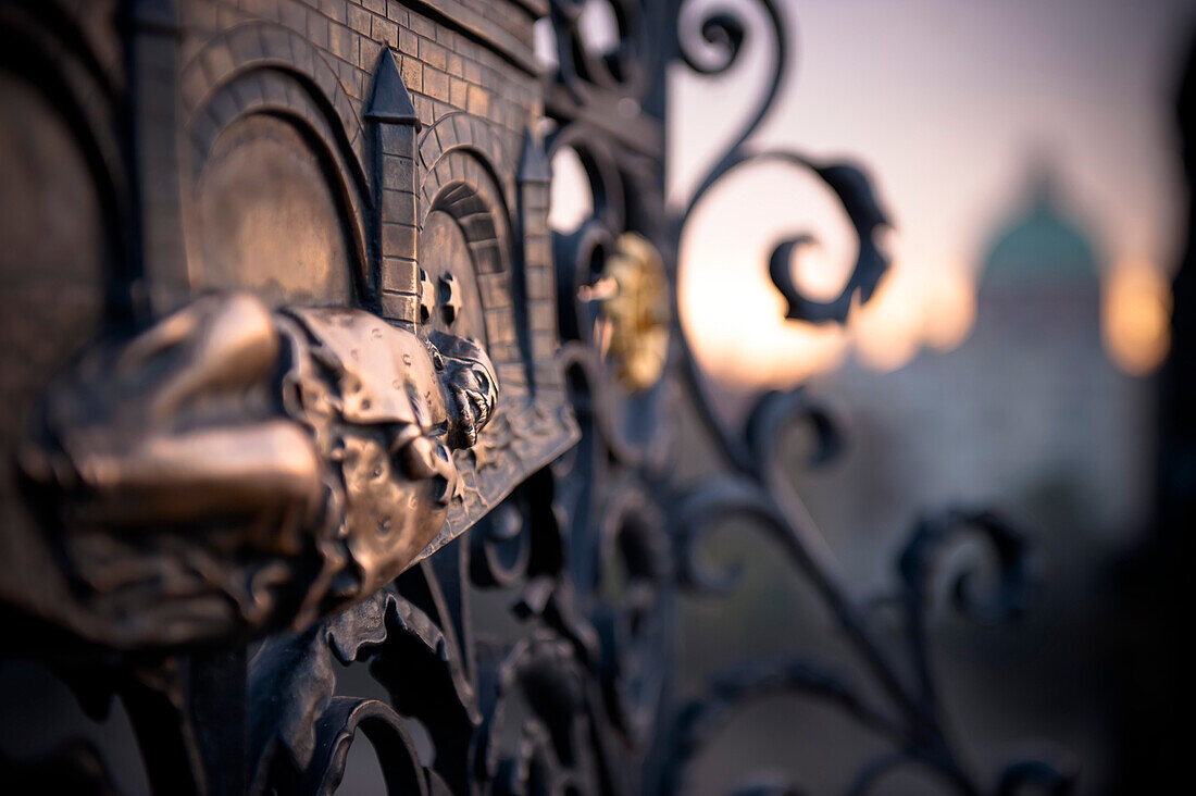 Detail der Karlsbrücke in Prag, Tschechische Republik