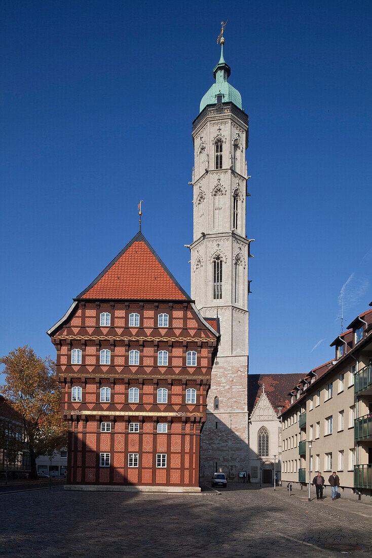 Alte Waage, detailed reconstruction of a store house which was destroyed during the war, half-timbered house, church of St. Andreas in the background, Brunswick, Lower Saxony, Germany