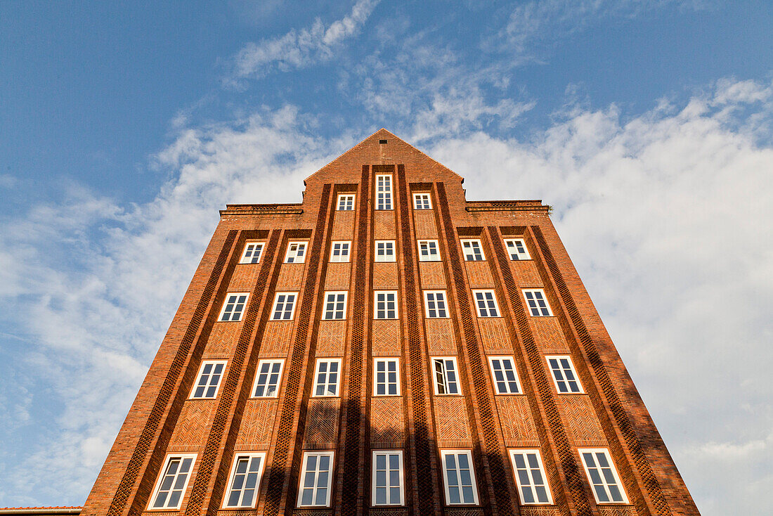 Haus der Wissenschaft, university with red brick fassade in late expressionism style which opened in 1937, shaped like a rocket, Pockelstrasse, Brunswick, Lower Saxony, Germany